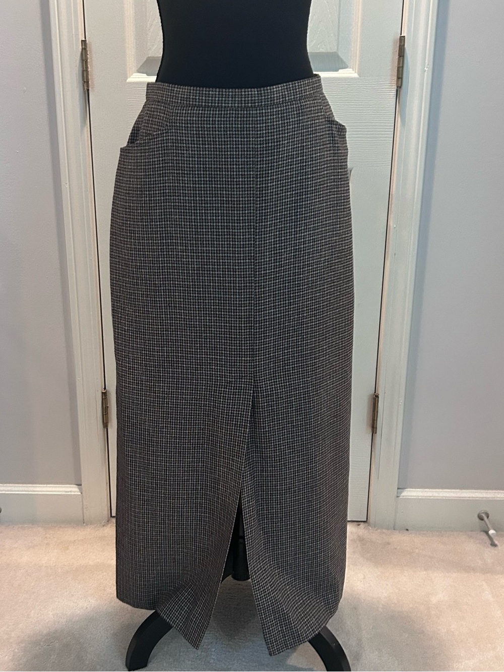 Vintage Jones New York Country Lined Plaid Long Boot Skirt w/Front Slit. 12. EUC